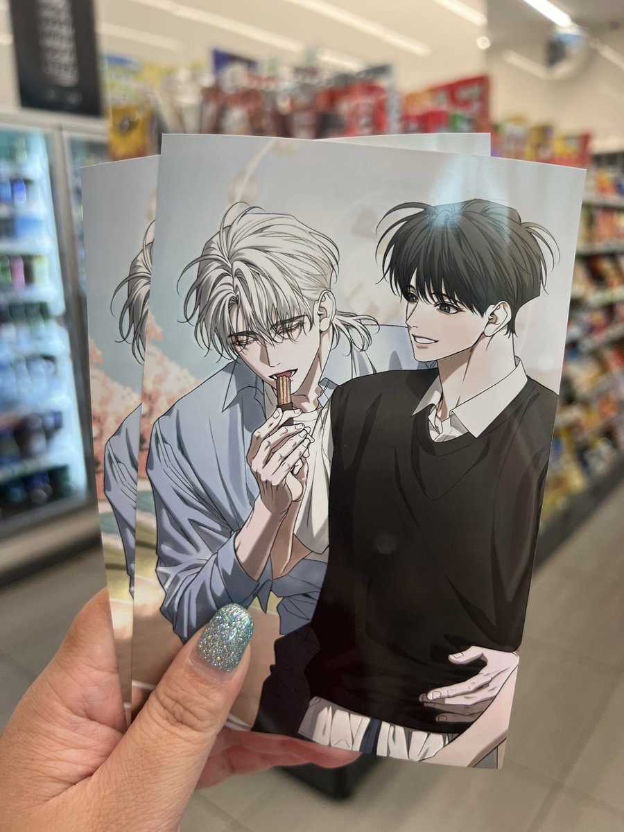 i feel lucky that i get to print pisangu-nim’s first printing box!! 🩵🩵 the illustration is so pretty, thank you so much 🥰🥰 #DearTeddyBear