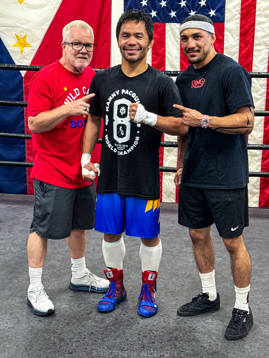 TeofimoLopez's tweet photo. LEGACY CONTINUES 👊🇵🇭 @MannyPacquiao #Boxing https://t.co/92hH43bfnW