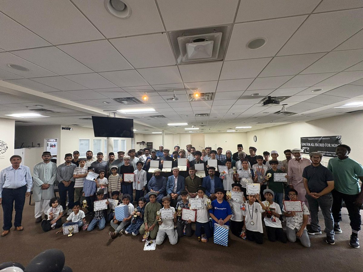 Masha'Allah congratulations to our dear atfal who received awards on their excellence in studying and our dear graduates who have successfully completed all levels of Tahir Academy. May Allah bless you all.
<a href="/MKAUSATarbiyyat/">MKA USA Tarbiyyat</a>