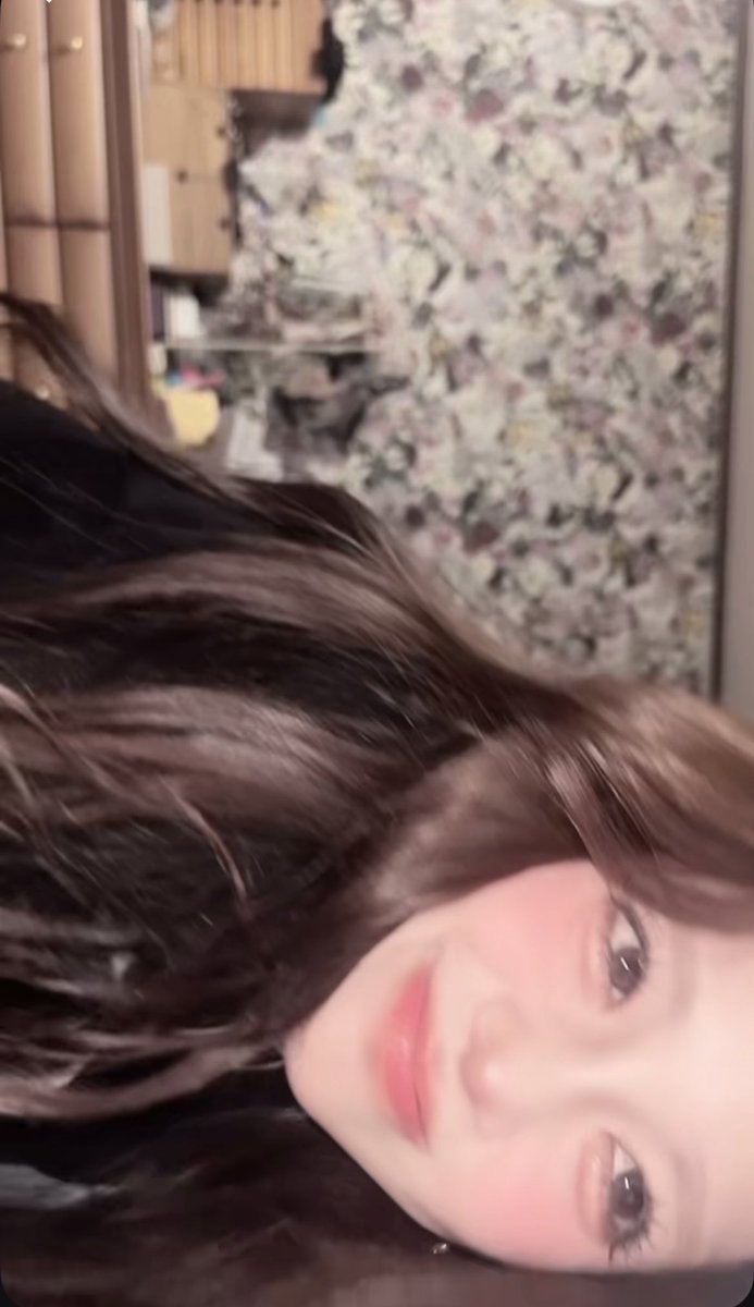 梅雨明けしたので推してください！！！

#梅雨明け
#推してください