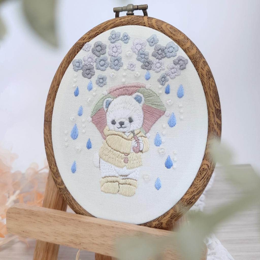 中国作家手刺繍額