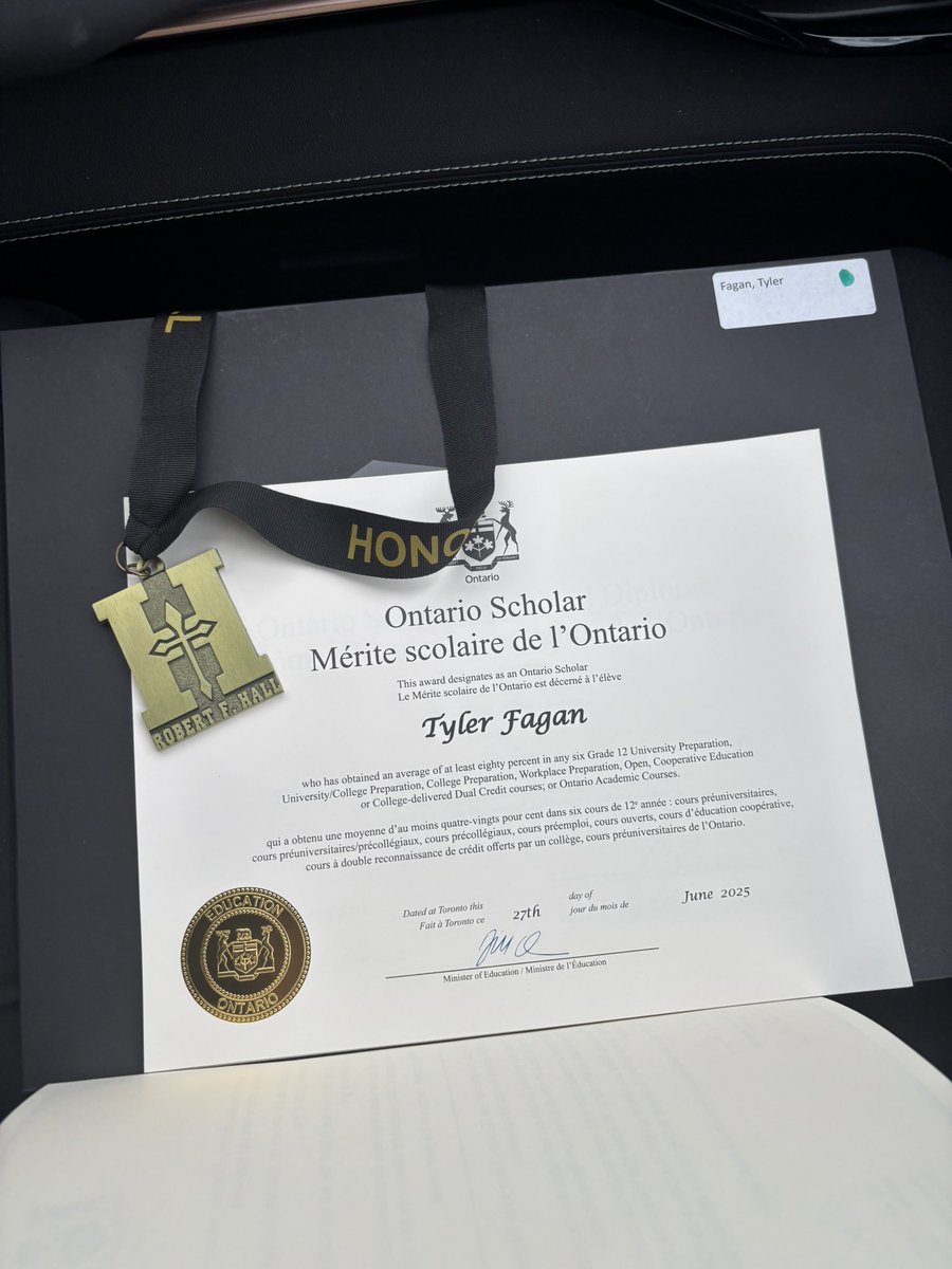 STUDENT Athlete. Proud to receive Ontario Scholar Award‼️