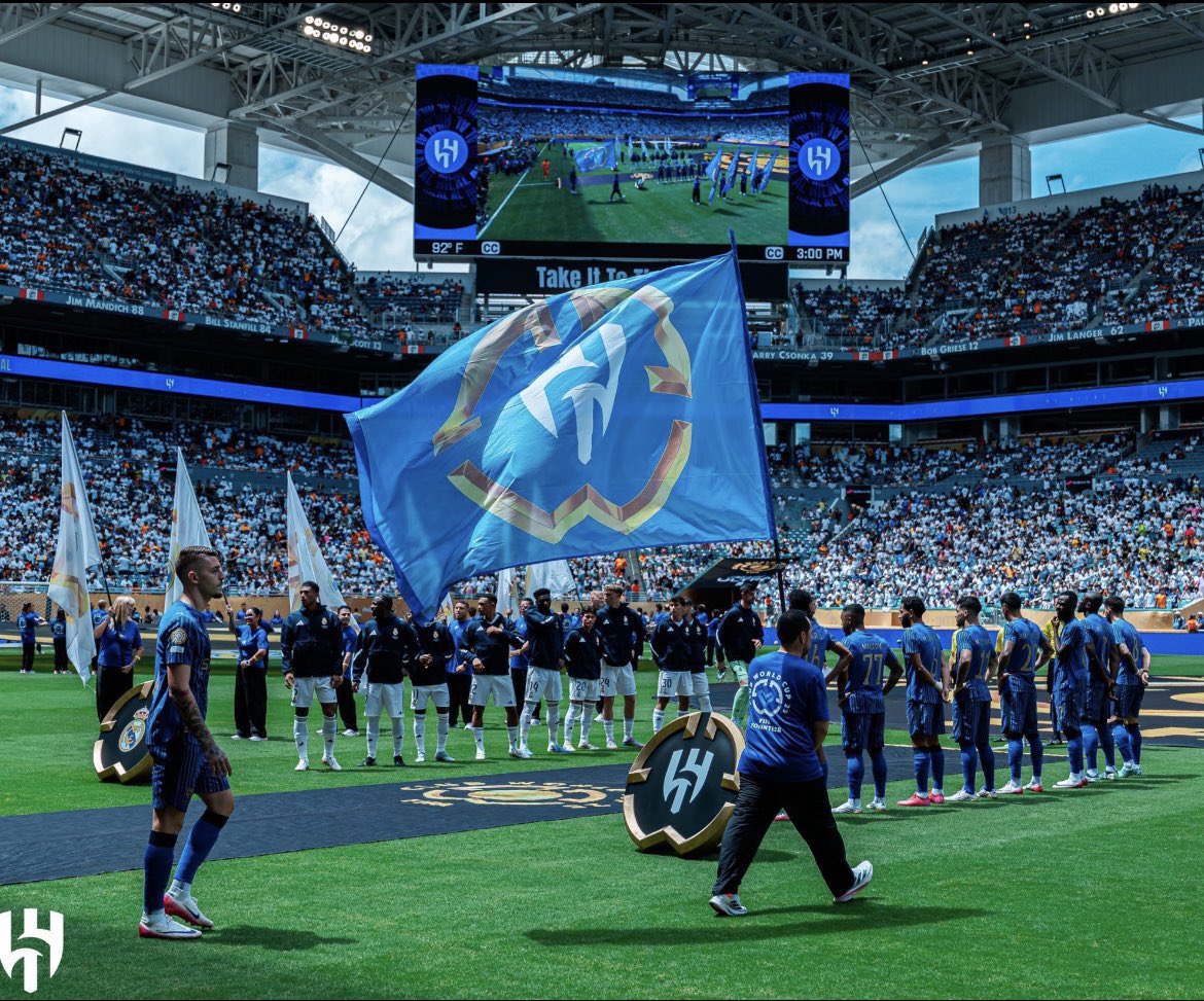 #الهلال 
مبروووووووك هذا الإنجاز ..
ليست مباراة فقط بل تحدي .
الهلال رغم اضاعته لهجمات متكررة 
جاء الفوز تاريخي ..
0-2