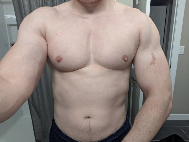 boy_pec's tweet image. I realized I hadn't posted anything for a while and that maybe a small handful of people on here are interested in new content so here are my titties 😆 If you want more, let me know.  Happy #PrideMonth2025!