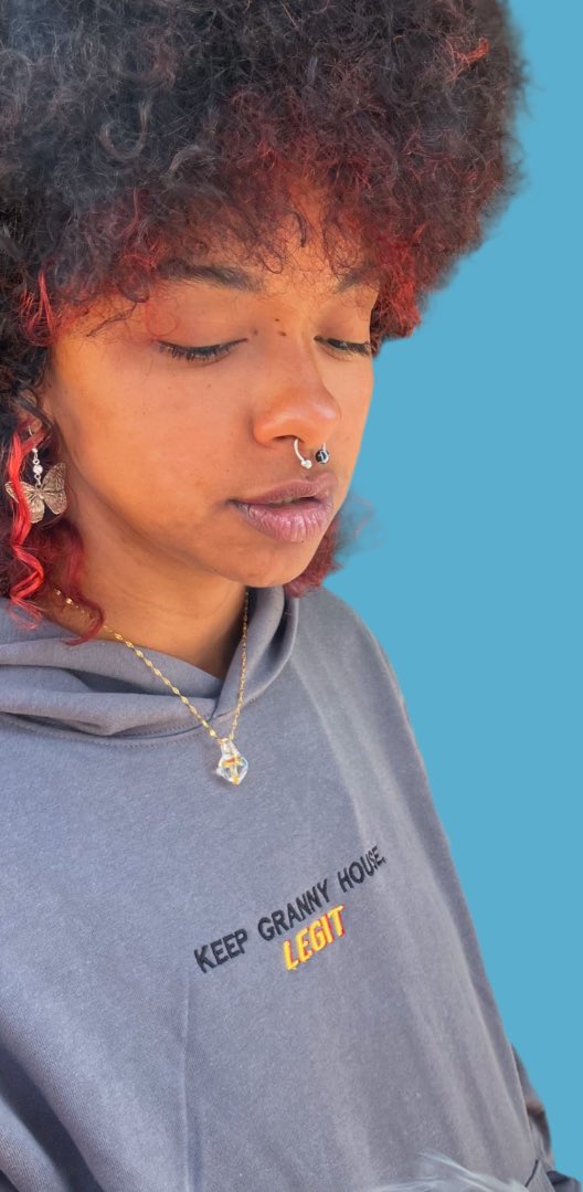 Shanestackamil1's tweet image. Black owned & better quality than them sweatpants in the mall🥏⛷️ wesellswagllc.com