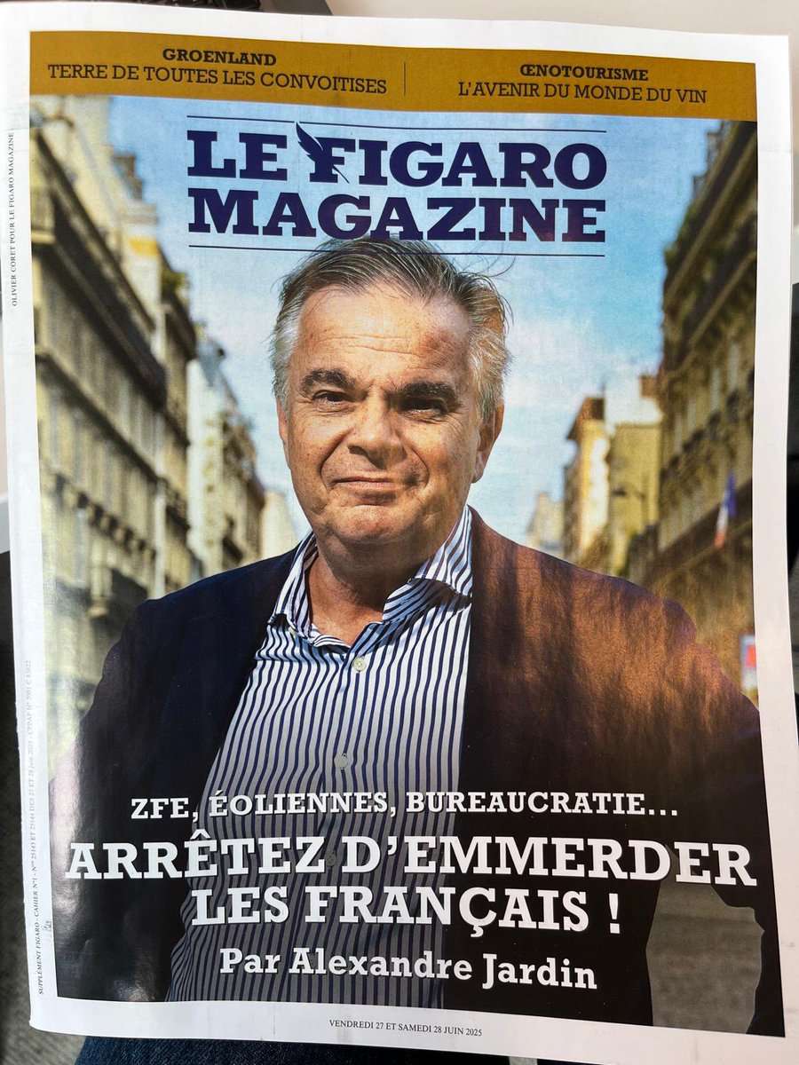 AlexandreJardin's tweet photo. Je suis effaré par la puissance, fédératrice du mouvement des #gueux (en France et en Europe à présent ). Il agrège des forces toujours plus nombreuses. Il se fait, on ne le fait pas. -.comme si la société trop longtemps soumise l’avait attendu pour AGIR, et faire compter ceux dont on se fout. Quoi que fasse @macron il nous renforce : soit on aide à faire gagner le peuple et on gagne tous, soit Macron résiste, fait barrage, et il nous renforce ! Il stimule alors nos mobilisations ! Soit on gagne tous, soit on gagne tous ! C’est ahurissant de voir son peuple redevenir victorieux à l’Assemblee ou ailleurs !