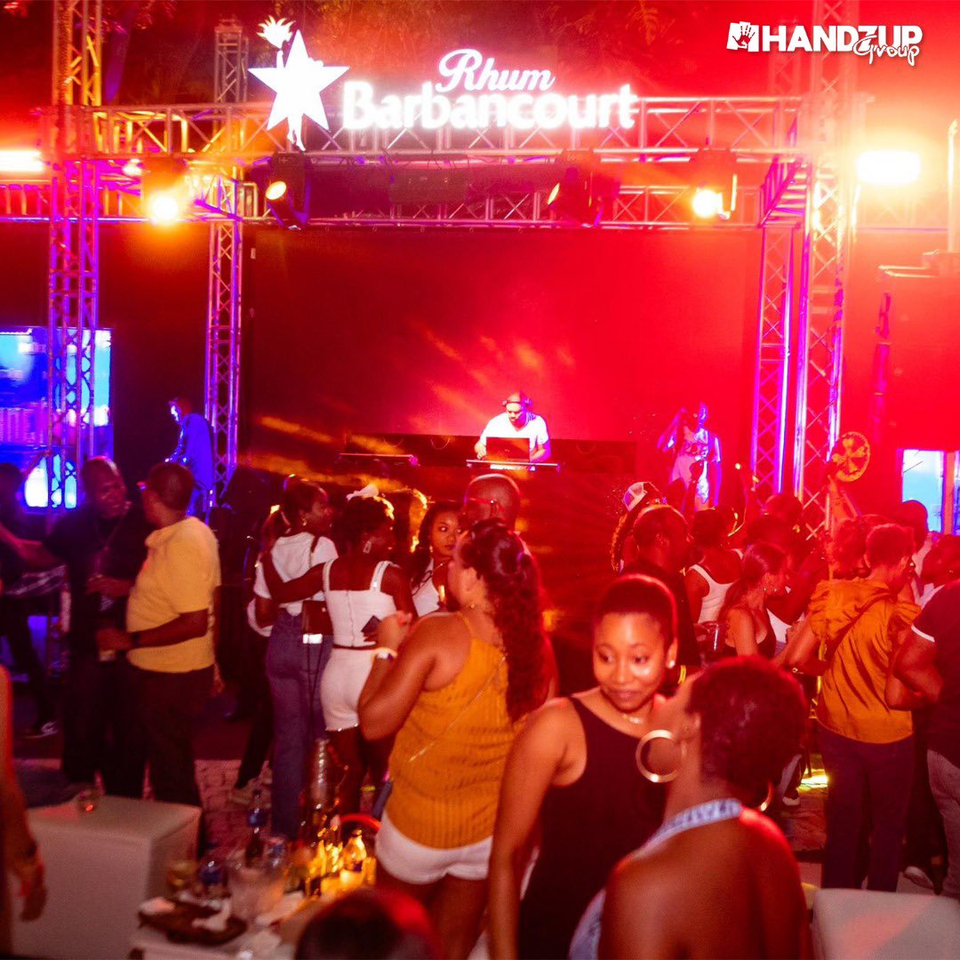 Handzup Group tweet media