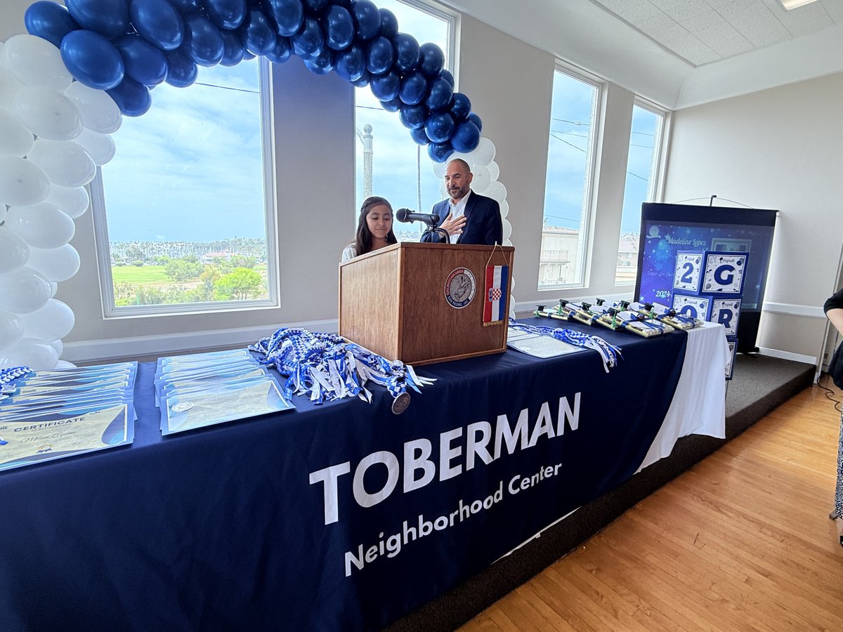 CIFDLA's tweet image. Toberman FamilySource Center celebrated its youth and their families during the 11th Annual Toberman Graduation Brunch! The young scholars were recognized at all levels of academic achievement, including preschool, college, and trade school. Congrats! 🎓
