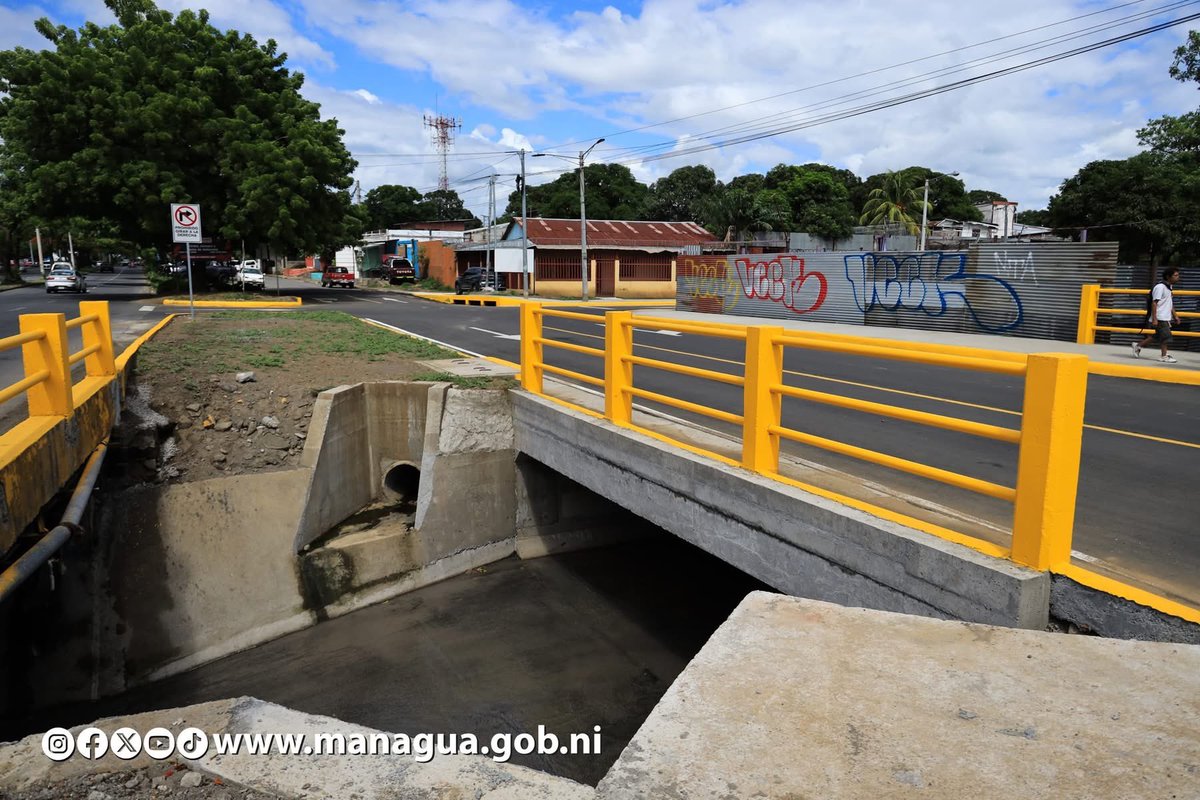 PLOMO1979 (@plomo19792) on Twitter photo #Nicaragua // Alcaldía de Managua Inaugura el nuevo Puente Vehicular en Villa Progreso, una obra que mejora el acceso, reduce el tráfico y moderniza la red vial al sur de la pista Larreynaga.
<a href="/VivaNicaragua13/">Viva Nicaragua</a> <a href="/el19digital/">El 19 Digital</a> <a href="/Canal2Nicaragua/">Canal 2</a> <a href="/Canal4Ni/">Canal 4 Nicaragua</a> <a href="/nuevaya/">La Nueva Radio YA</a> <a href="/db_nicaragua/">BARRICADA - Nicaragua</a> #Nicaragua // Alcaldía de Managua Inaugura el nuevo Puente Vehicular en Villa Progreso, una obra que mejora el acceso, reduce el tráfico y moderniza la red vial al sur de la pista Larreynaga.
<a href="/VivaNicaragua13/">Viva Nicaragua</a> <a href="/el19digital/">El 19 Digital</a> <a href="/Canal2Nicaragua/">Canal 2</a> <a href="/Canal4Ni/">Canal 4 Nicaragua</a> <a href="/nuevaya/">La Nueva Radio YA</a> <a href="/db_nicaragua/">BARRICADA - Nicaragua</a>