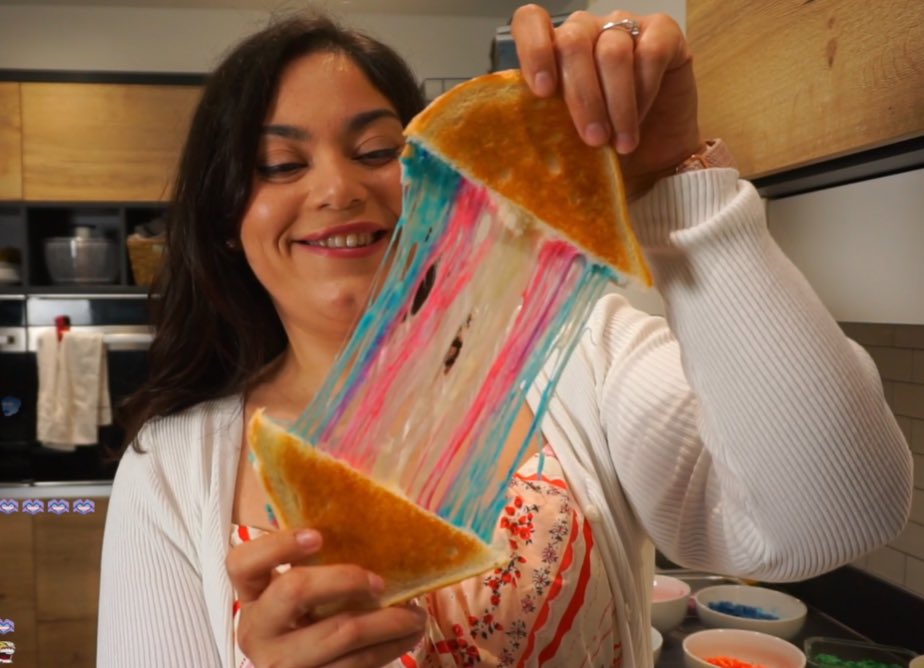 trixtin's tweet image. Yes I would love you even if you were a cheese sandwich