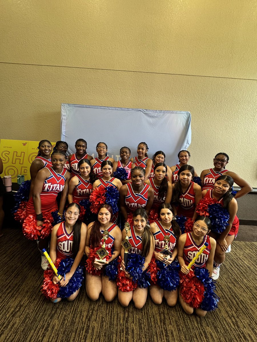 SGarlandCheer's tweet photo. UCA Camp Recap:
🥉3rd Place - Spirit Routine
🥉3rd Place - Cheer
📣 4 Spirit Sticks 
📣 2 All-American – Alimat &amp; Jaila!
1 Pin It Forward Award – Alimat!
1 UCA Staff App Selection – Alimat!

To top it off…

WE BROUGHT HOME A SUPERIOR TROPHY! 🏆

We’re so proud of our girls ❤️💙 https://t.co/POongOGrpW