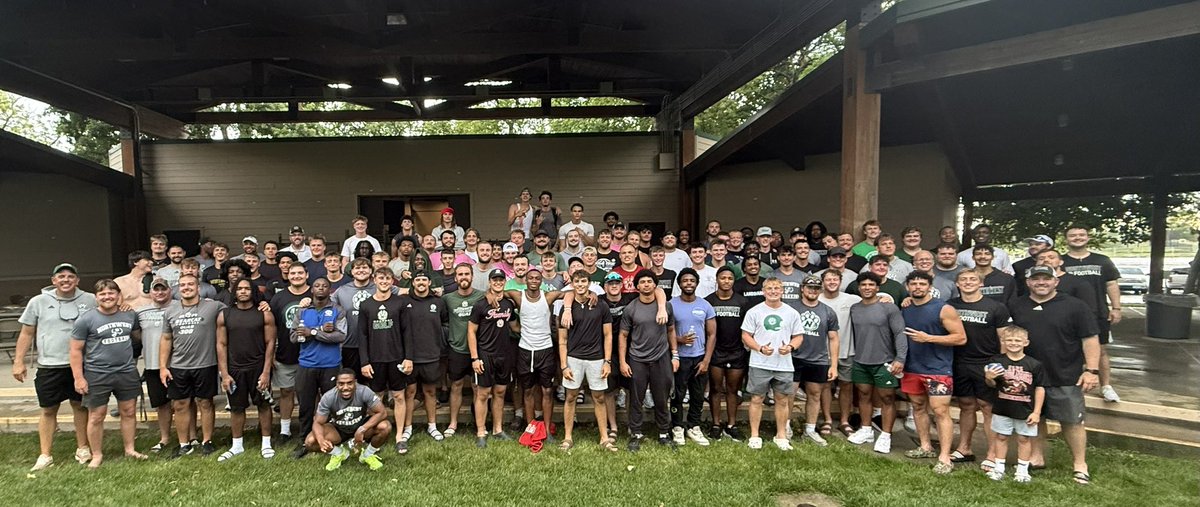 “Some bonds are too deep for others to ever understand” #BearcatDNA #MadeintheSummer #Family  ⚪️🟢