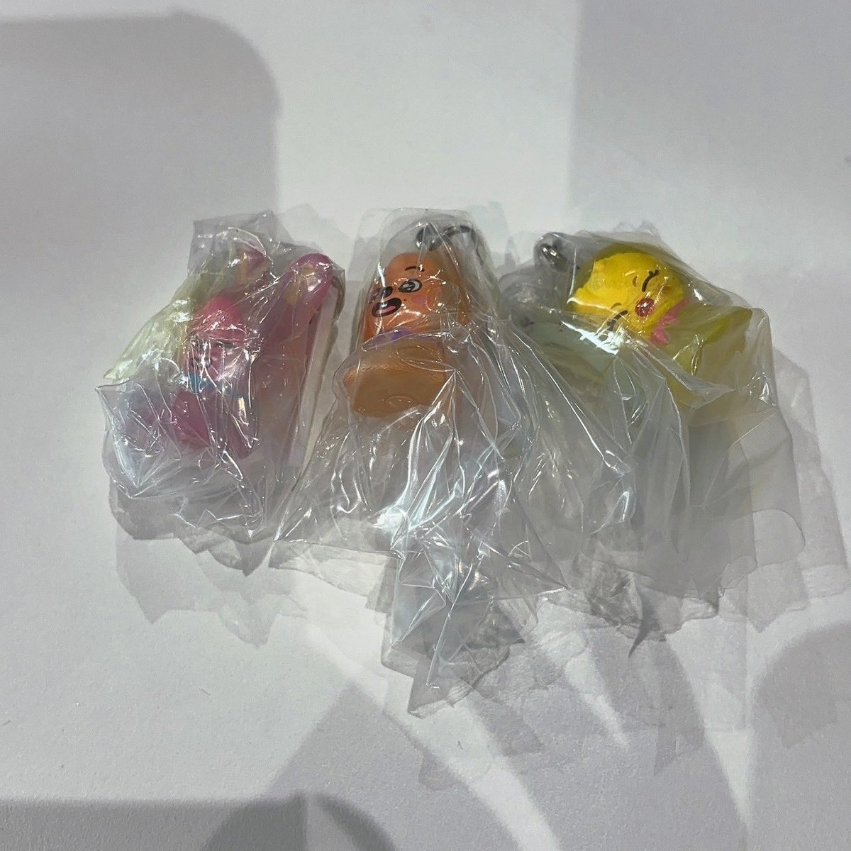 straykids スキズ skzoo ガチャガチャ めじるしアクセサリー 交換

[譲] トゥエッキ🐖🐇
　　ウォッカ🐿
　　ポガリ🐥

[求] ウルフチャン🐺×2
　　ジニレット🦙×1

郵送での交換希望📮
お気軽にDM orリプお待ちしております💞