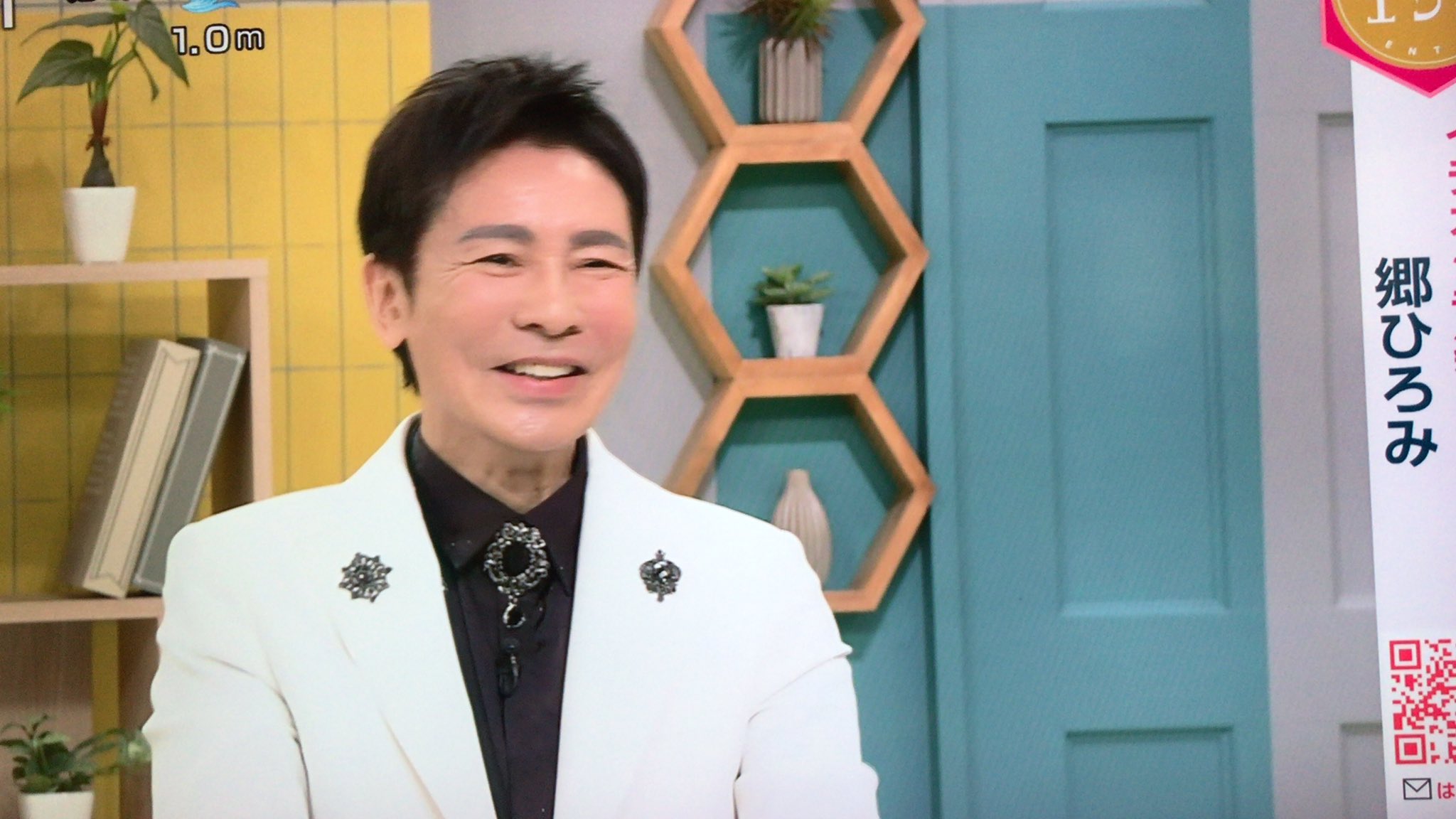 郷ひろみ　鏡 らんらん on X: 