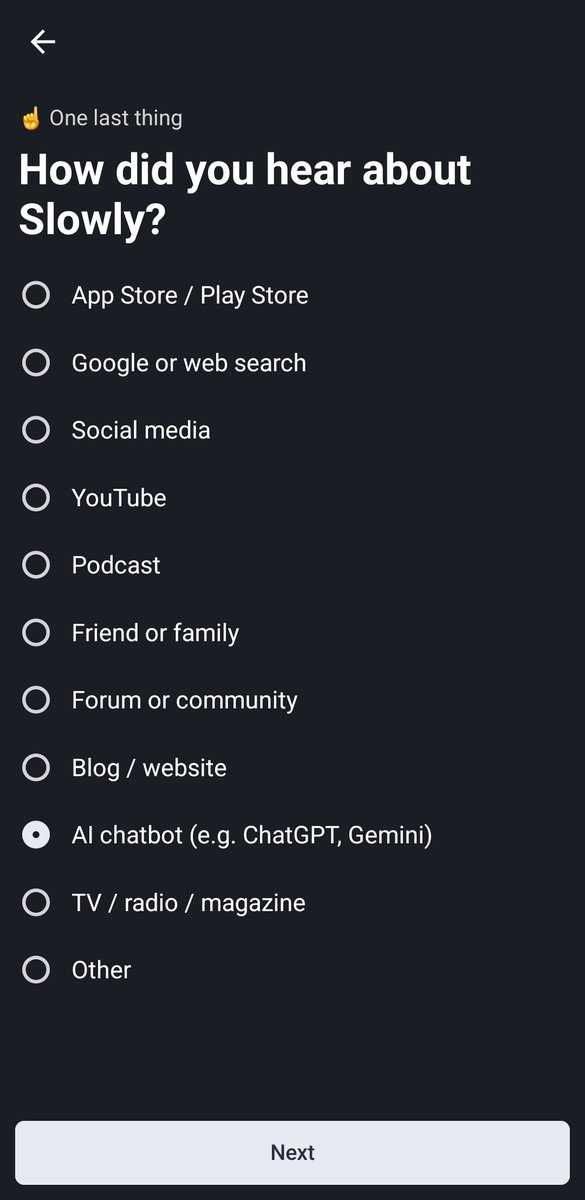 Ya llegamos a la época en donde cuando te preguntan de dónde los conocés, te da para elegir IAs (lo cómico es que en mi caso conocí la app porque chatgpt me la sugirió)