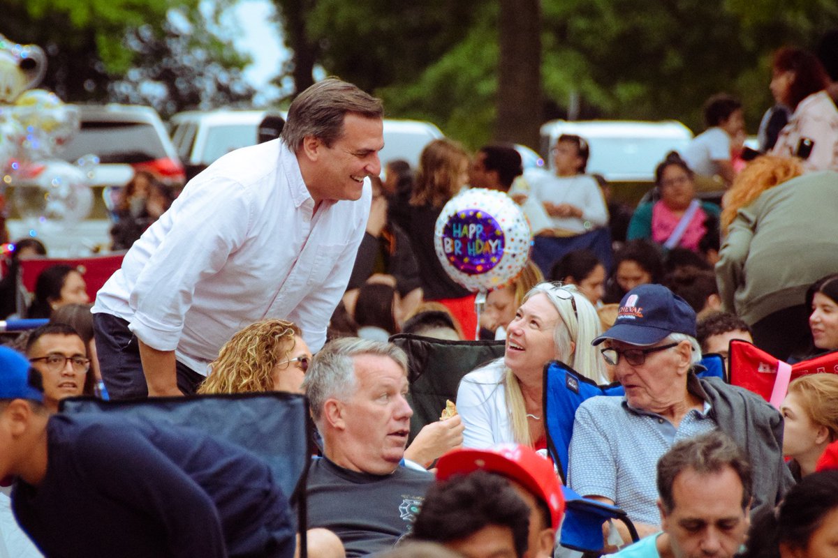 SenGianaris's tweet image. Happy Independence Day Astoria! Thanks as always to @Central_Astoria for putting on a great fireworks celebration in Astoria Park