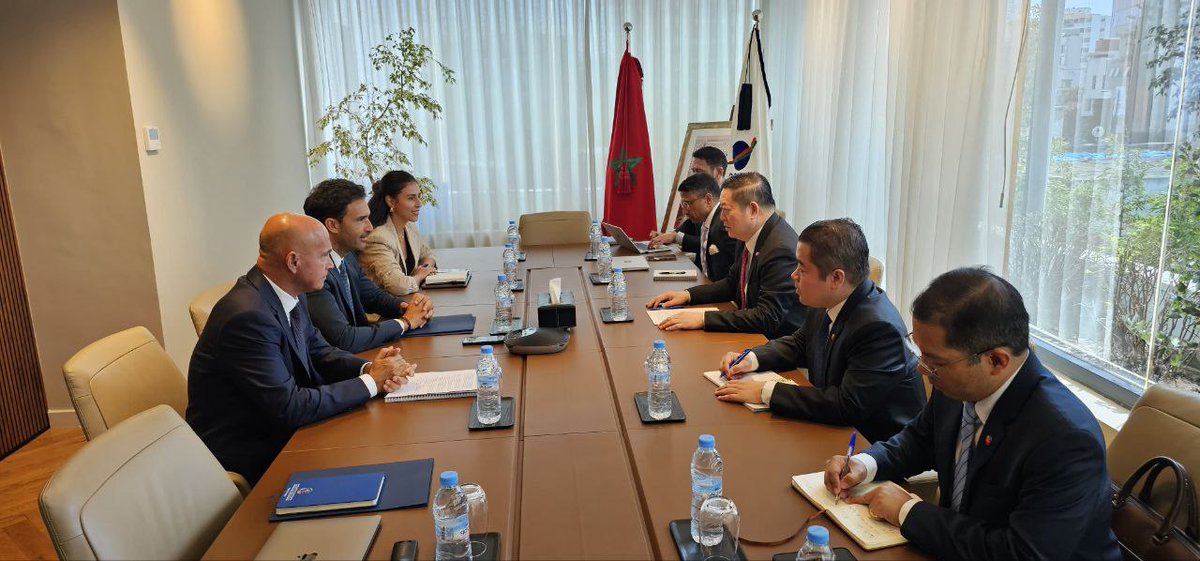 អគ្គលេខាធិការអាស៊ានបានជួបពិភាក្សាការងារជាមួយតំណាងសហព័ន្ធទូទៅនៃសហគ្រាសម៉ារ៉ុក (CGEM)facebook.com/share/p/1Fy1w5…