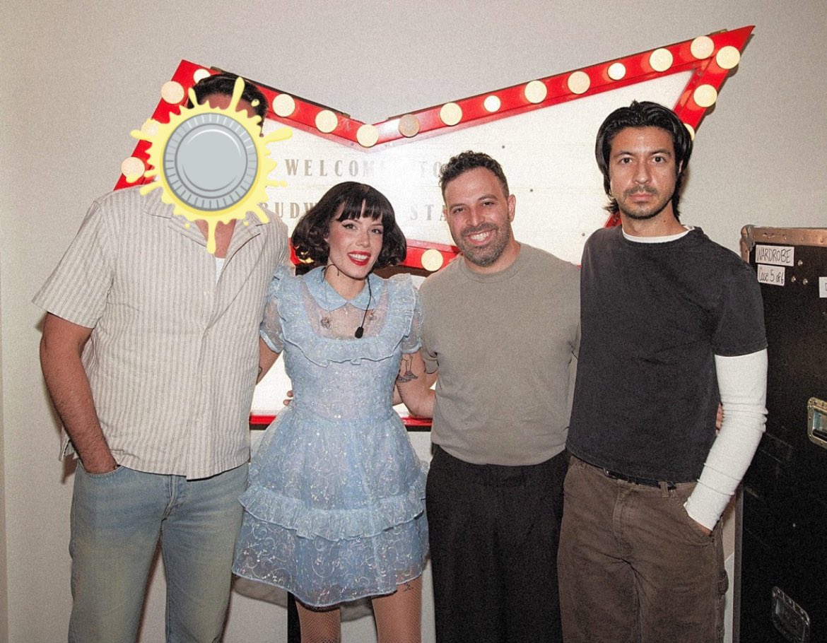 mama don’t be scared there’s an ugly man beside you