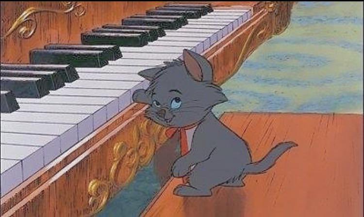 Recreating scenes from the Aristocats 🎹