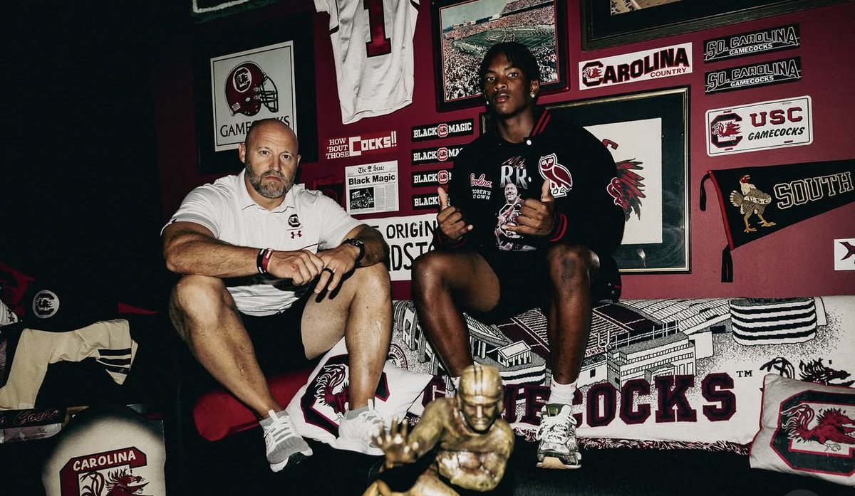 Sequel Patterson 4⭐️ WR has committed to THE UNIVERSITY OF SOUTH CAROLINA !!!!! 

#FastandFurrey #Road26lory