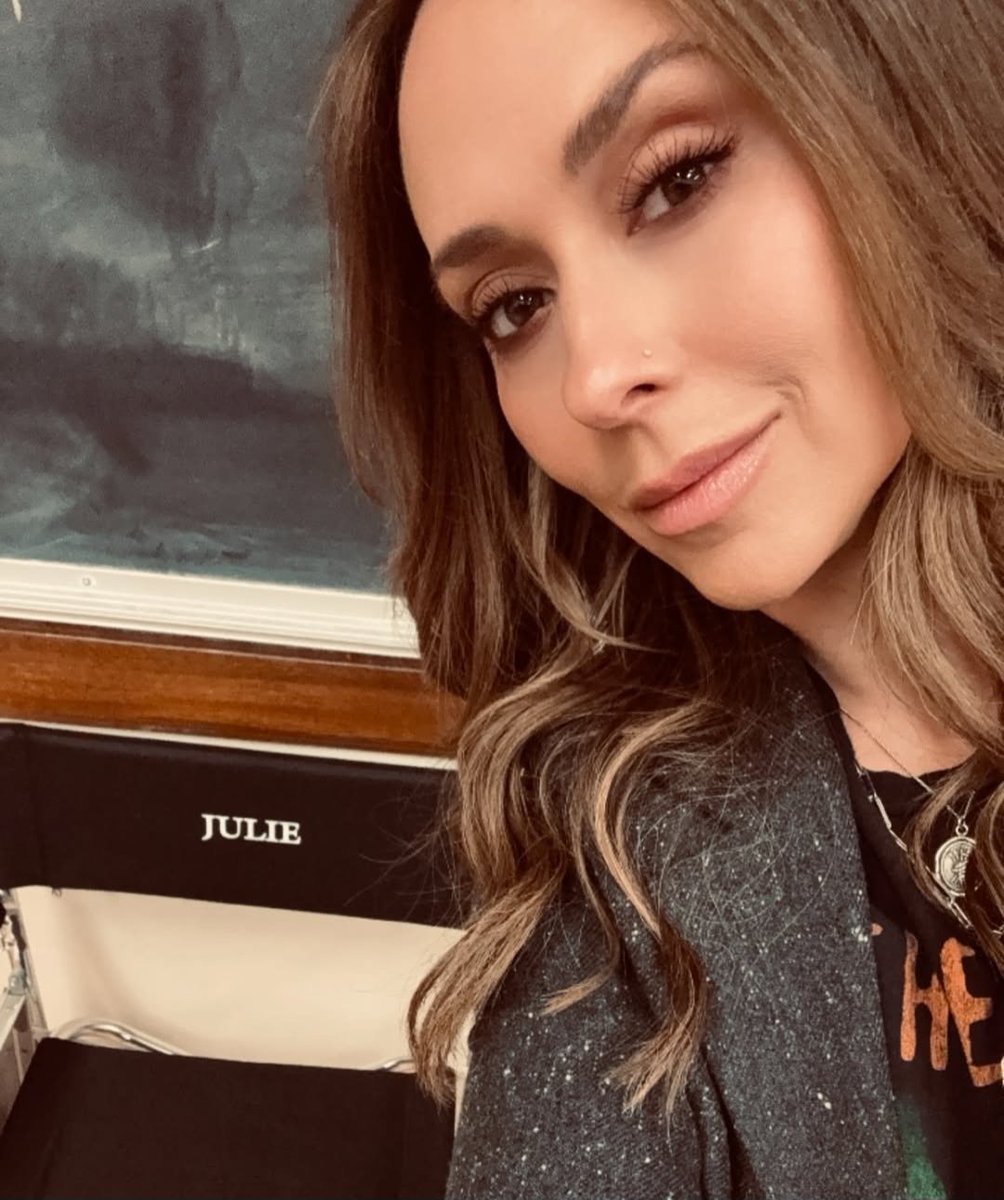 Jennifer Love Hewitt reflects on her return as Julie James in 'I KNOW WHAT YOU DID LAST SUMMER' 

"As it gets closer to you seeing the
new I know What You Did Last Summer. I am in my feels. That girl who stood on the road is so different than the one who gets pulled back again.