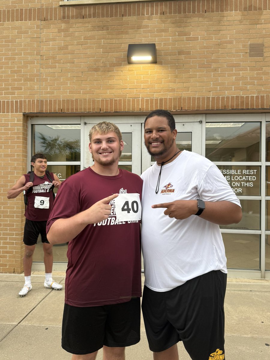 drewsutton43's tweet image. Bummed out the @AlverniaFB camp got canceled because of the rain, but it was great to see @CoachAzz and @CoachJWaters_
@Wolves_CoachAB @CoachAGuerrero @CoachDmatt56
@QACHS_Football @Coach__Mooney @jbmandes @AikinBrian