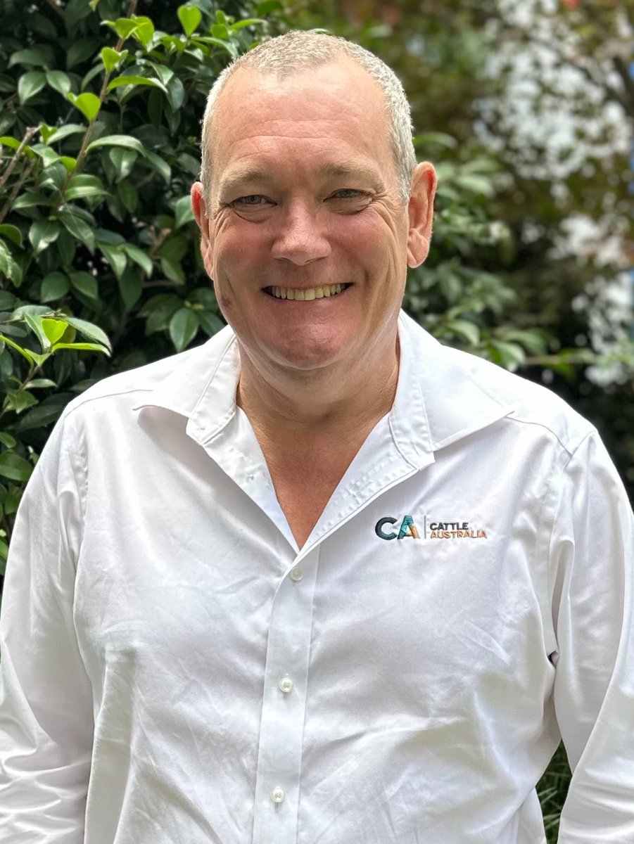 CattleAus's tweet image. CA has appointed former @NTCattlemen leader Will Evans as our next CEO starting July 7. He’ll work beside outgoing CEO Chris Parker during a one-month transition, after which Dr Parker will shift to a part-time role as Strategic Government Liaison. Thanks for your great work CP!