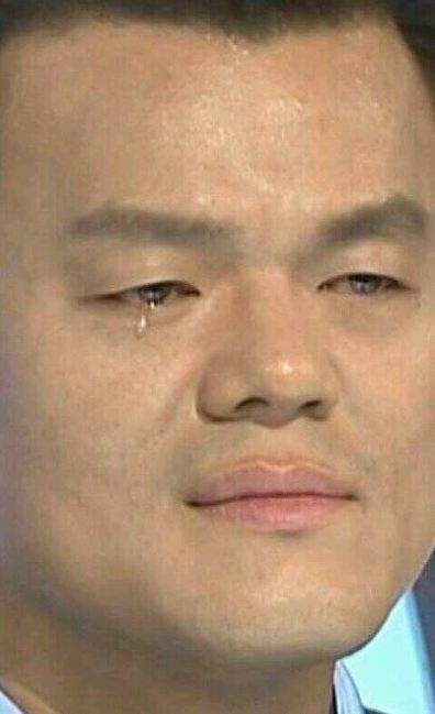 도룡귀 걔 이름 부르면 나 지금 울 것 같음

buly.kr/8Iw4GT9