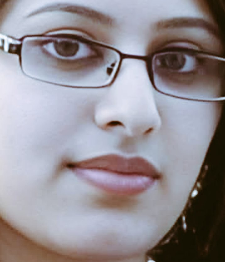 Muhammad421412's tweet image. اتنا قریب آؤ کہ جی بهر کے دیکھ لیں
شاید کہ پهر ملو تو یہ ذوق نظر نہ ہو
مدت ہوئی ملے نہیں اک دوسرے سے ہم
آج سب گلے مٹا دو کوئی شکوہ پهر نہ ہو
#قومی_زبان
