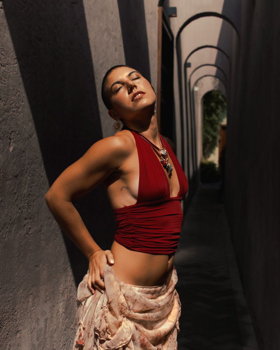 Tiene todo el sentido nuestra vulgaridad youtu.be/EyszAPnHNr8?si…