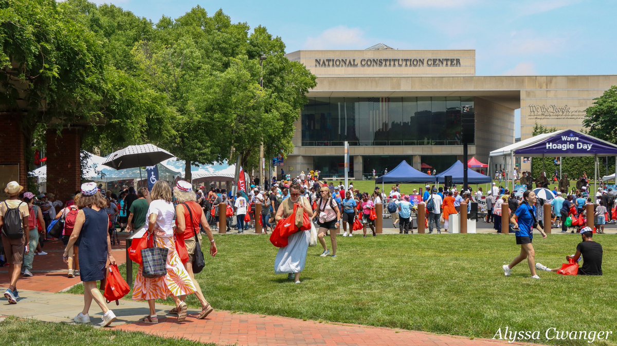 cwanger_alyssa's tweet image. Keeping cool today at Wawa Hoagie Day at Independence Mall! @Wawa @July4thPhilly @ConstitutionCtr @INDEPENDENCENHP @6abcWeather @visitphilly @CecilyTynan @6abcadamjoseph @PaytonDomschke @PHLVisitorCntr @discoverPHL @eats_philly @EaterPhilly @CanonUSA
