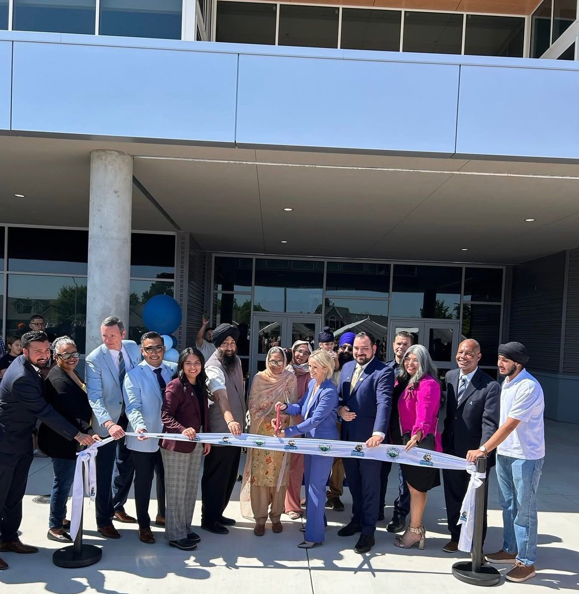 An elementary school in Fresno, California has been named after Shaheed Jaswant Singh Khalra — a renowned human rights defender who sacrificed his life exposing the widespread, systematic, and state-sponsored enforced disappearances of Sikhs in Punjab. This marks the first time a