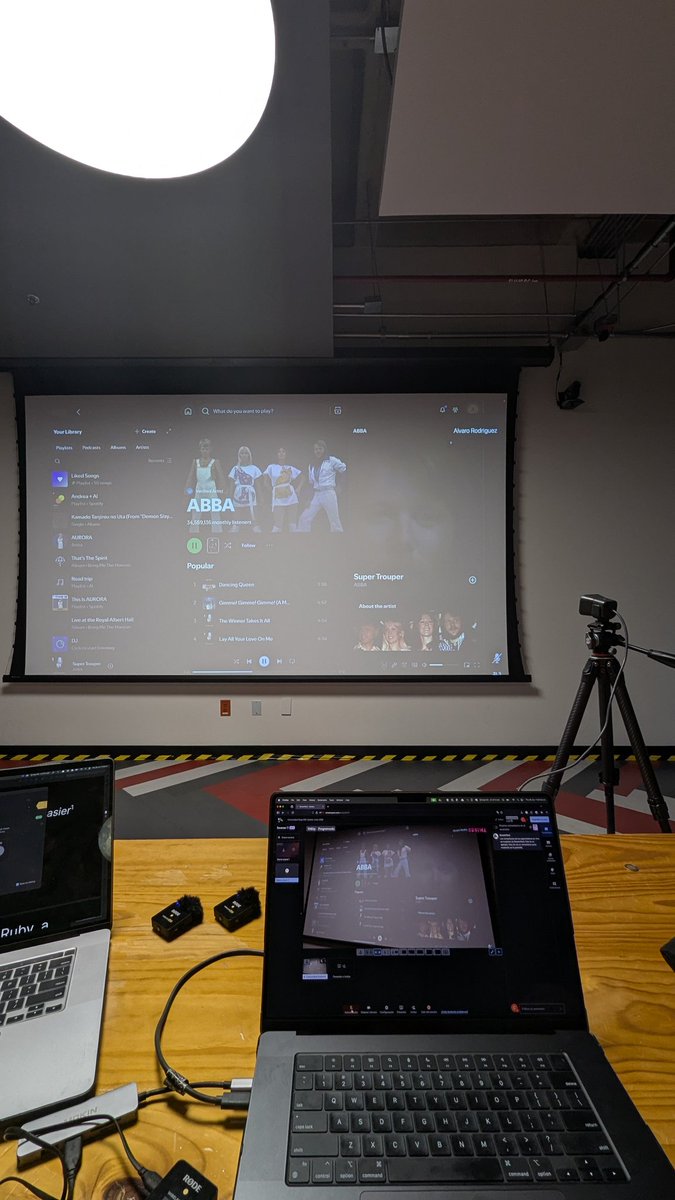 Estamos por comenzar

youtube.com/live/9aSe6_Wlx…