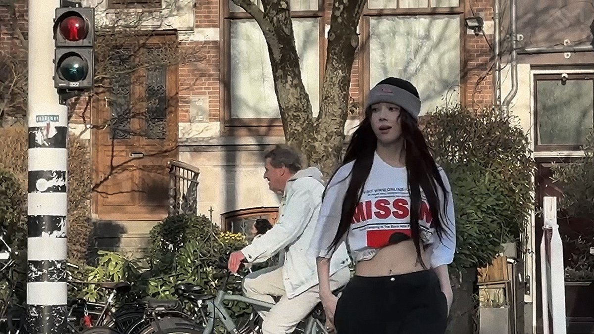 winrter's tweet image. Hit goals, not walls.