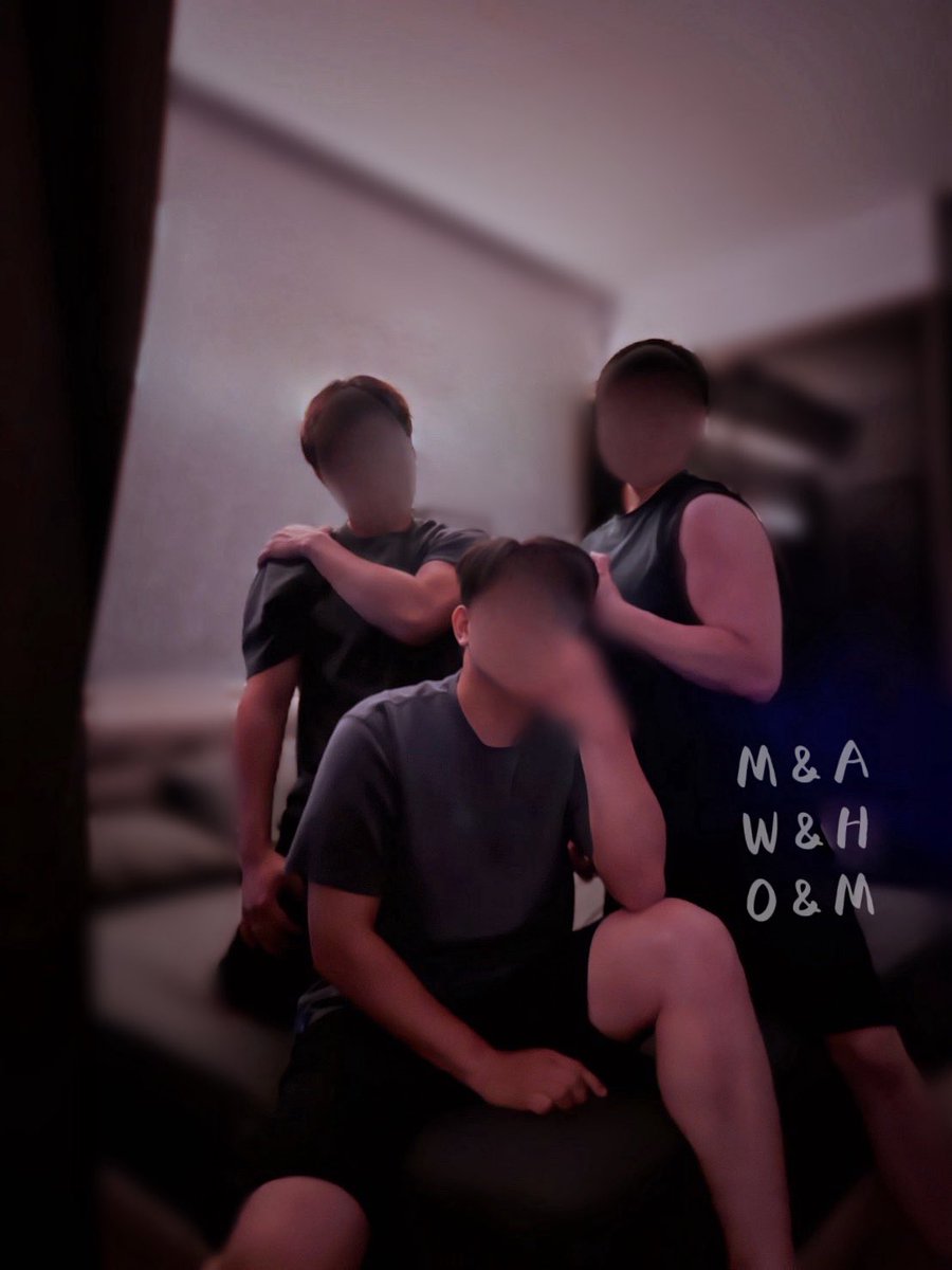 什麼！晚上要補圖庫？
下班瞬間移動了一百公里趕上這聚會❤️
-
已經腿軟了 
聚會完腿更軟 🦵 
-
結束後，發現內衣褲散落每個角落⋯🤤🤭💦

<a href="/Darkroom1769/">我只是上來刷推文</a> 
<a href="/WH010101/">𝐖𝐢𝐧𝐧𝐢𝐞🐻& 𝐇𝐨𝐧𝐞𝐲🍯</a> 

#情慾 #視覺藝術
#鈴鐺 #聯誼路上
#三個小呆瓜