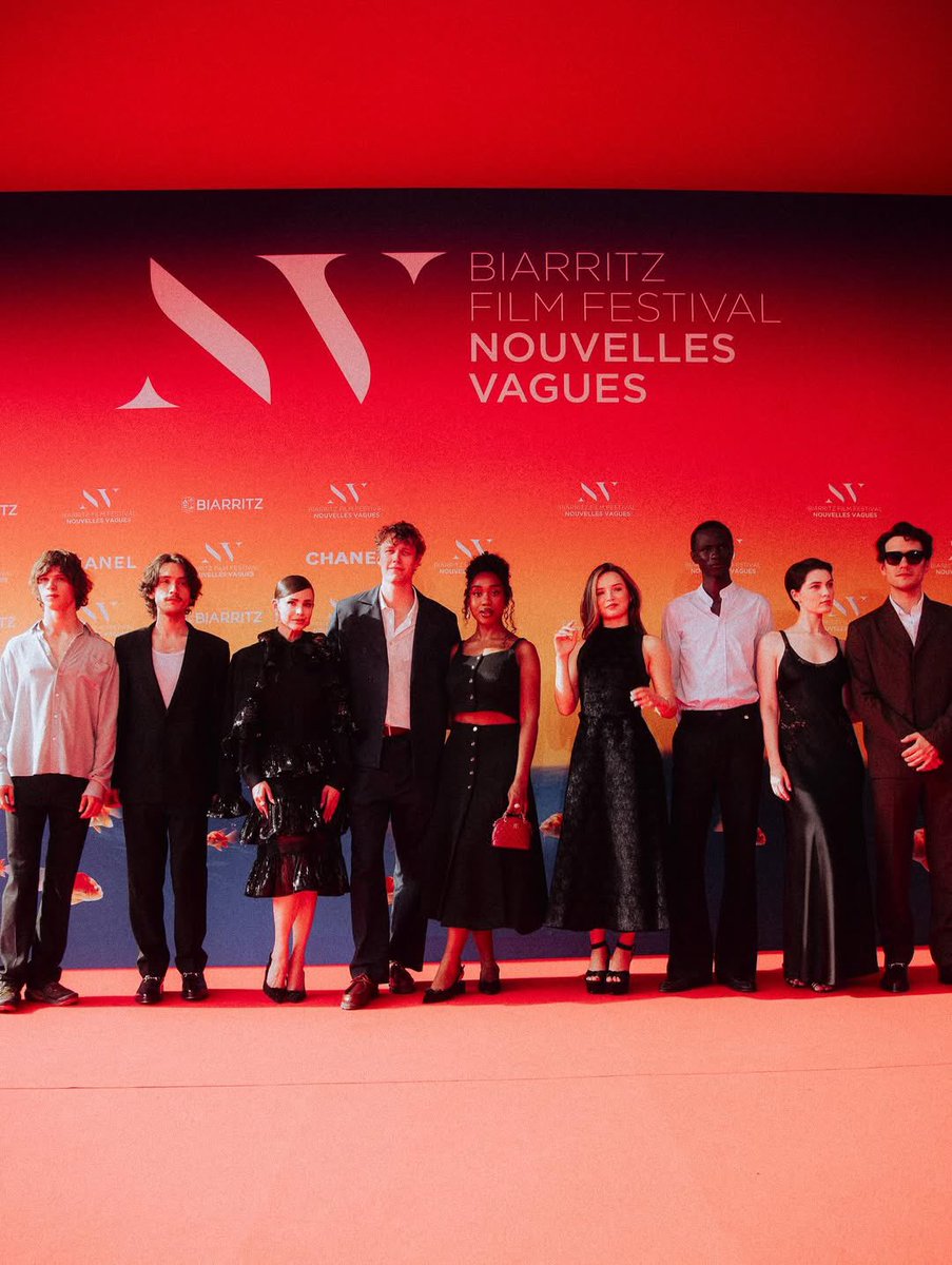 The Biarritz Film Festival Opening
Ceremony 🖤 Honored to be a part of a jury of extraordinary young artists, film makers, directors, lovers of cinema. Merci <a href="/FestivalNVagues/">Biarritz Film Festival - NOUVELLES VAGUES 🌊</a> for celebrating the power, responsibility, and artistry of youth in cinema.