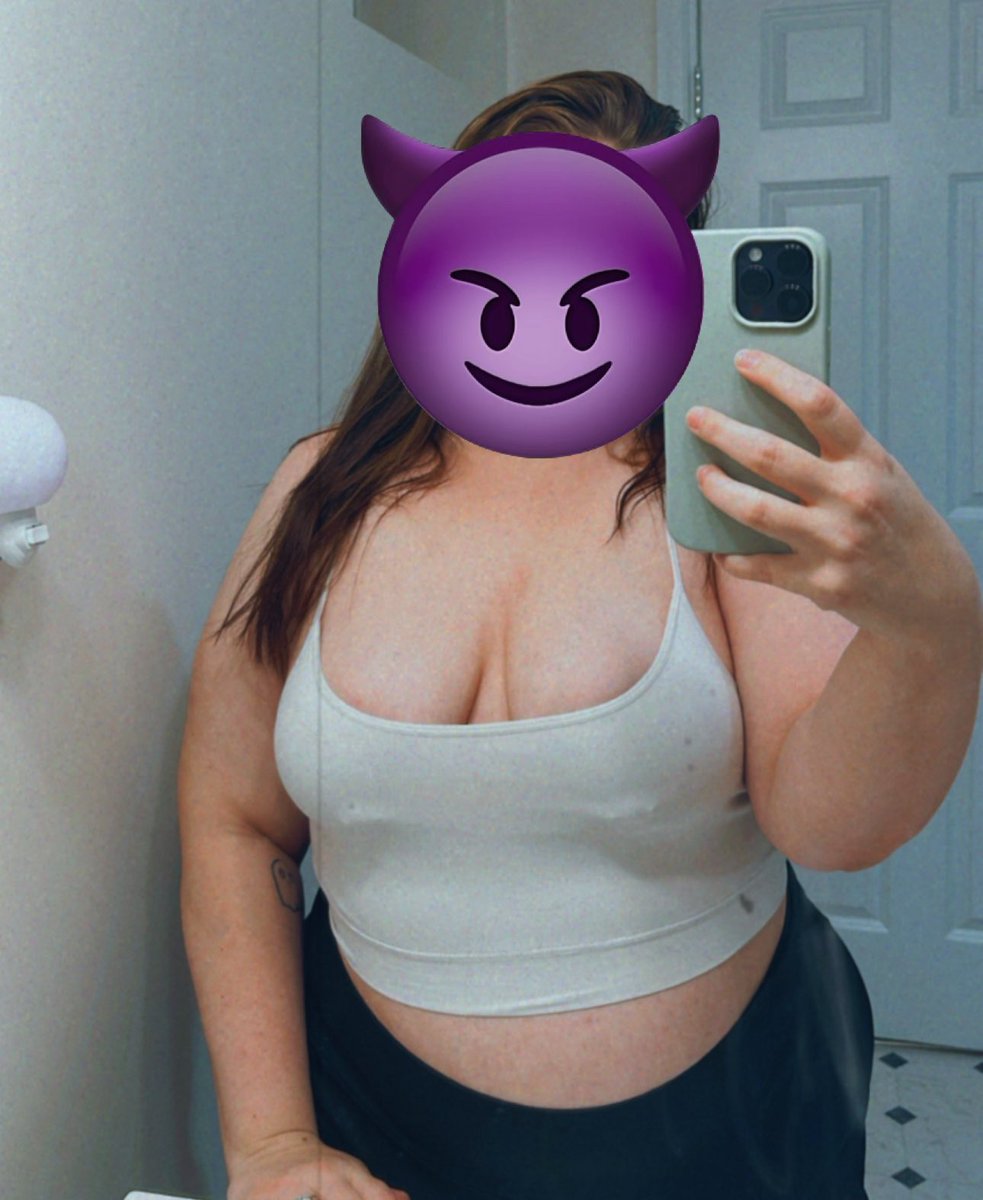 filledbooty's tweet image. Like-like come here daddy, let me fix your loose screw
Buss for me like I buss for you 💦