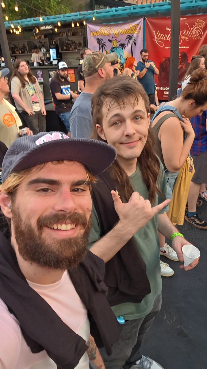 Got to see <a href="/GAMIGANG/">Origami Angel</a> with da boy despite how hot it was