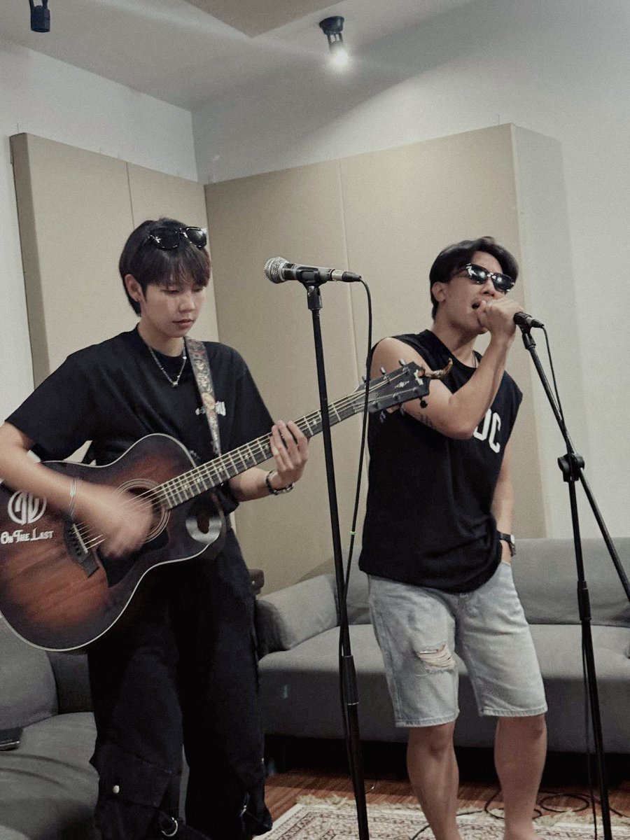 Paipai_Official's tweet photo. ตื่นเต้นจัง มาหาพวกเราเยอะ ๆ นะครับ

5TH FANMEETING OCEANOFLOVE
#รักนะต้าววาฬ_5thFMwithNookPai https://t.co/V4uKtAFhE3