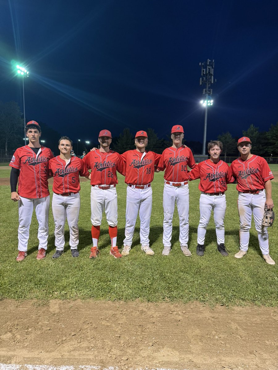 A’s hold off Gators 4-2 for 7th win in last 8 gms. @christiantortorici double, single, RBI. @jaredrussell 2 singles. Jake Sparks RBI double. <a href="/RileyOrr11/">Riley Orr</a> (3 IP, 6K, 0ER), <a href="/K_Koz23/">Kieran Kostanoski</a> (1IP, 1K, 0 lER), <a href="/Christi06368173/">Christian Walsh</a> (1IP, 0ER, Win), <a href="/cj_kuentzel/">Carl Kuentzel</a> (2IP, 3K, 0ER, Save). 16-6 overall.