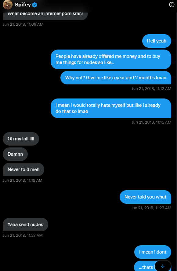 cheesecat25's tweet photo. nahh Skeppy's bestie Spifey is also a weirdo 

I was 16 Spifey was 20

He also knew I was 16 and a fan https://t.co/g18GzuUPp8