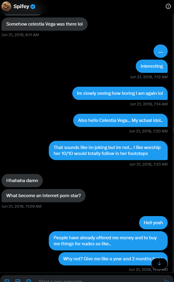 cheesecat25's tweet photo. nahh Skeppy's bestie Spifey is also a weirdo 

I was 16 Spifey was 20

He also knew I was 16 and a fan https://t.co/g18GzuUPp8