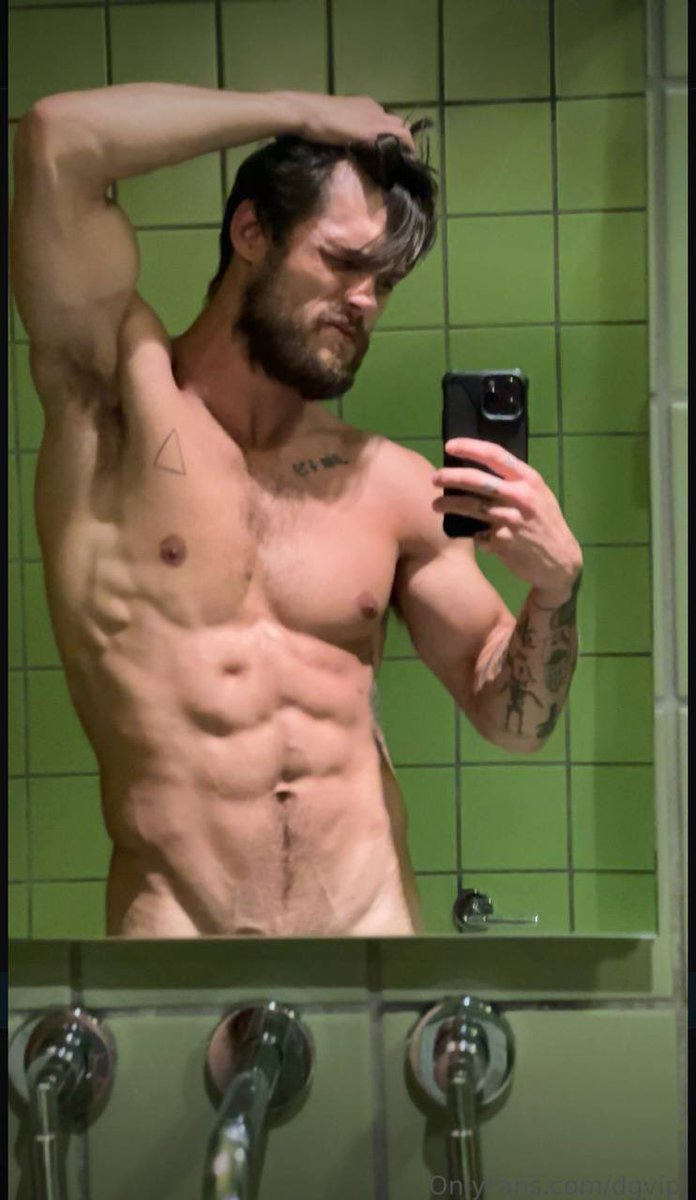 MrSexyUnderwear's tweet photo. Dylan Geick looking sexy as fuck https://t.co/4CKL8EQh0q