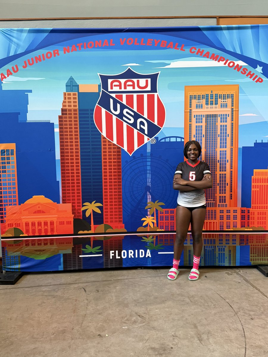OMG_omi8's tweet photo. Day 2 #aau #floridajuniornationals #nodroppedsets #workingtowardgold #2028Setter #volleyballplayer #setter #settokill #dump #setterswhohit #SycamoreVB #SHS #CincyClassics #5 #15RED #15U @CincyProblems @GoAvesAthletics @SycamoreSchools @Cincyclassicsvb ποΈ π https://t.co/1t5YDOCdUJ