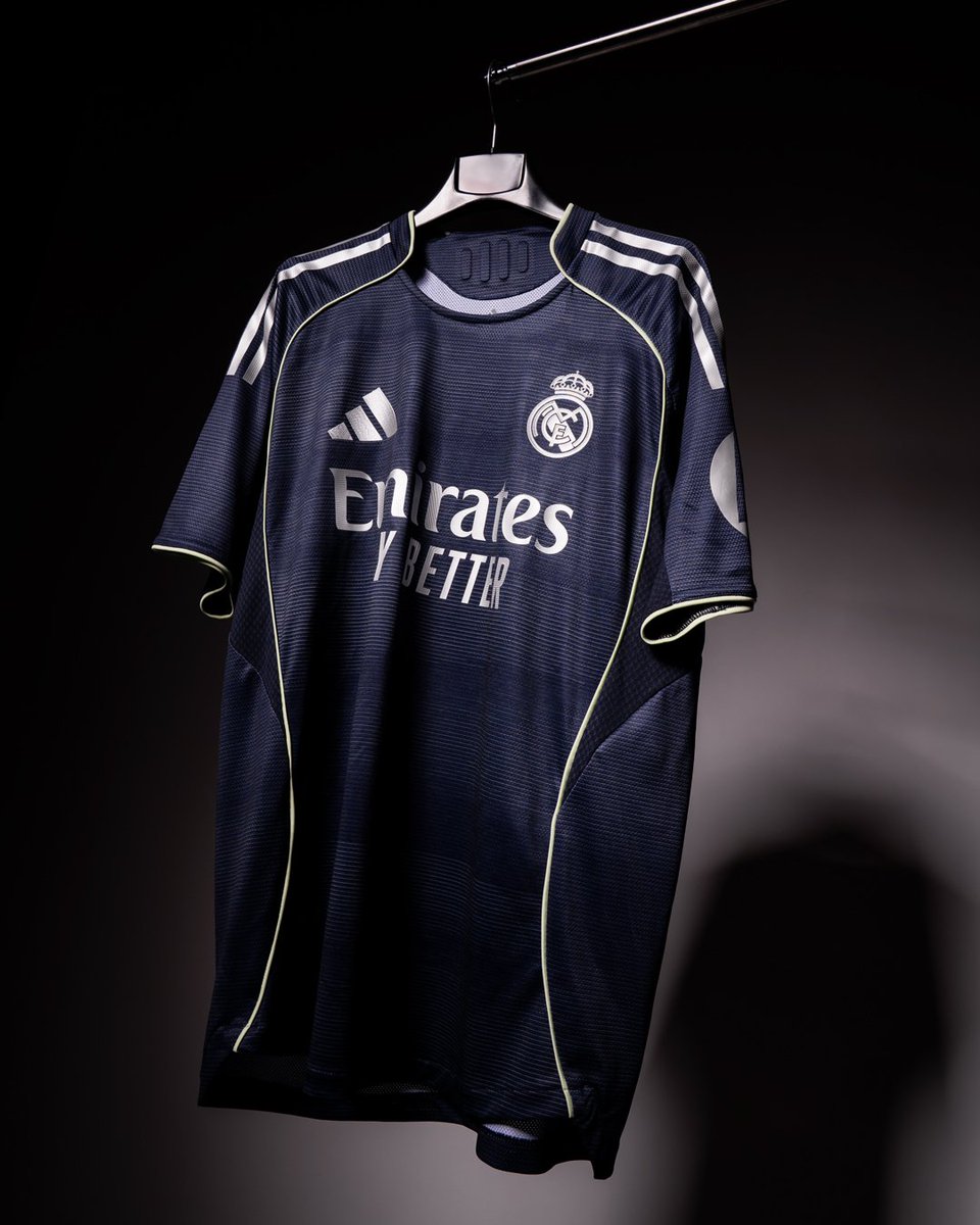 (fan) REAL MADRID FANS 🤍 tweet media