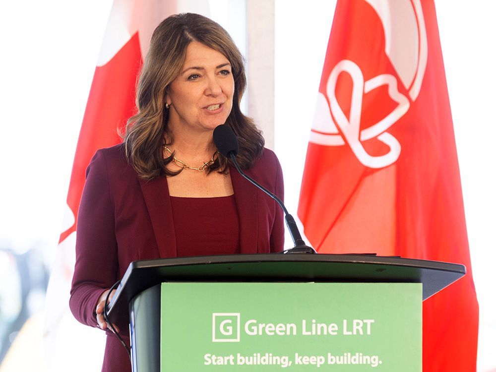 Desire to leave Canada has never been higher in Alberta, Premier Danielle Smith says nationalpost.com/news/canada/de…