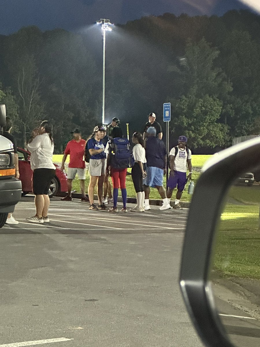 Kylee2028's tweet photo. i had an amazing time at the Owl City camp. Me and my team @ladydodgers_10 are in Dalton Ga playing 16U in this amazing tournament. i had such a good experience talking to these wonderful coaches and i know my team will show out at this tournament https://t.co/j03AGmTYyI