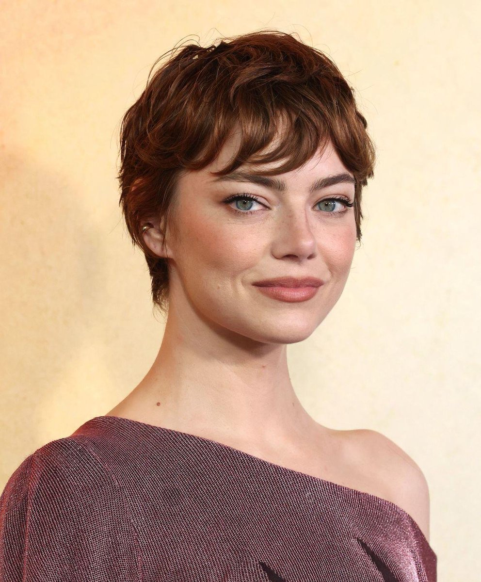 badpostestone's tweet image. Emma Stone at the Eddington premiere in Los Angeles 😍