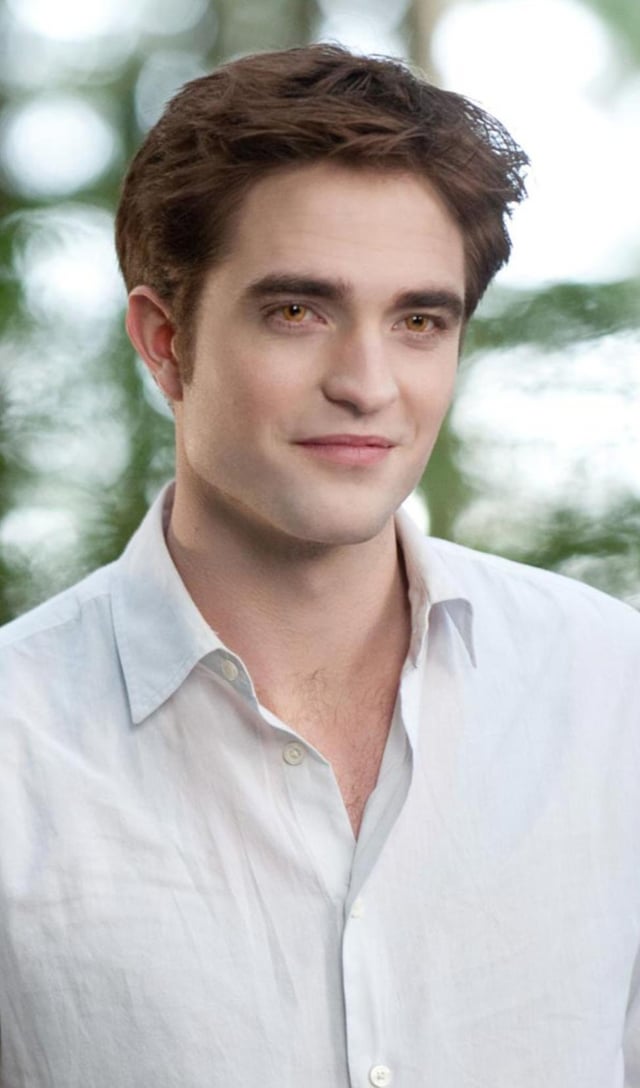katsacervo's tweet image. Manon é #TeamEdward e ama os filmes da saga Crepúsculo.