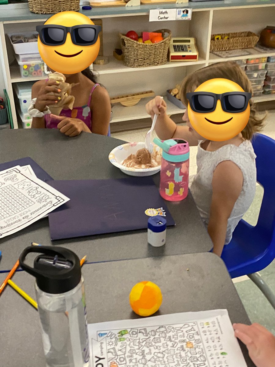 Leah Taylor (she/her) (@leahtay49047875) on Twitter photo Our final unit of the year, La Crème Glacée. Ss had to order their ice cream type in French, in a bowl or cone and say yes or no to sprinkles! <a href="/StMonicaOCSB/">St. Monica School</a> <a href="/ocsbBonjour/">𝕂 𝕥𝕠 𝟙𝟚 𝔽ℝ𝔼ℕℂℍ at the OCSB</a> <a href="/ocsbStudents/">OCSB Students</a> Our final unit of the year, La Crème Glacée. Ss had to order their ice cream type in French, in a bowl or cone and say yes or no to sprinkles! <a href="/StMonicaOCSB/">St. Monica School</a> <a href="/ocsbBonjour/">𝕂 𝕥𝕠 𝟙𝟚 𝔽ℝ𝔼ℕℂℍ at the OCSB</a> <a href="/ocsbStudents/">OCSB Students</a>